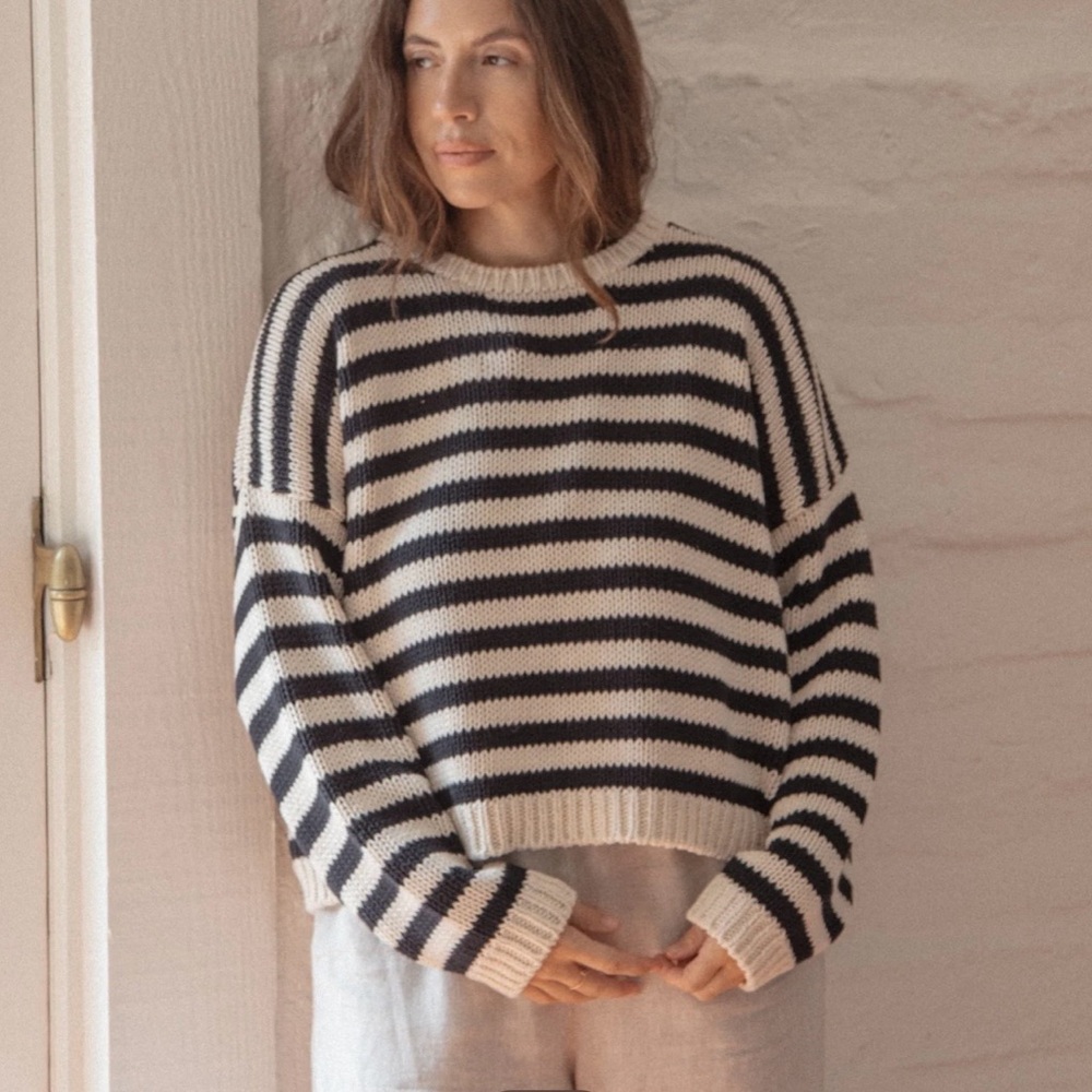 Gillian Stevens ~ Isle Pullover (Navy Stripe)